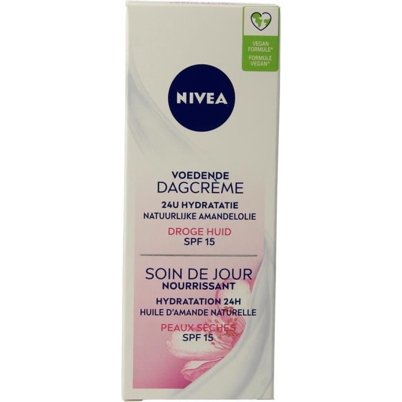 Nivea Essentials hydraterende dagcreme droog/gev SPF15 50ml