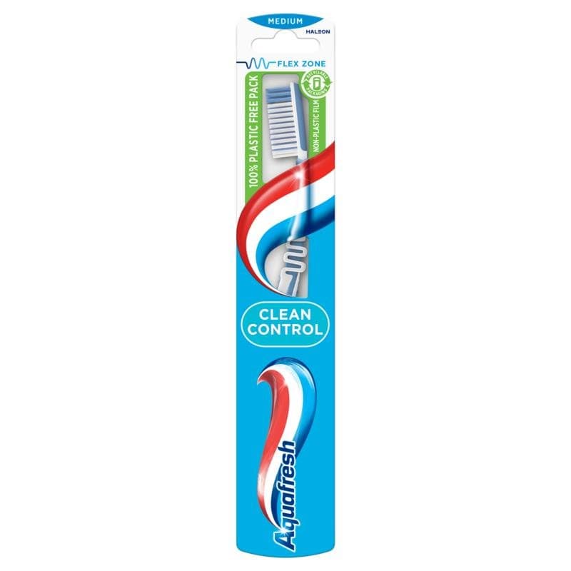 Aquafresh Tandenborstel clean control medium 1st